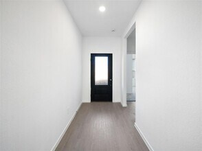 826 Ridgewood Clfs Ct in Willis, TX - Building Photo - Building Photo