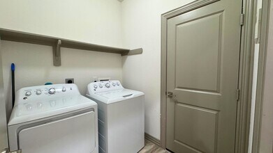 4118 Mallow St in Houston, TX - Building Photo - Building Photo