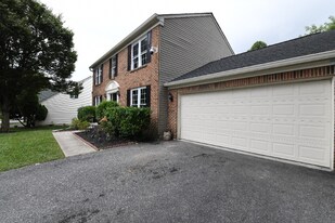 3308 Altair Ln in Upper Marlboro, MD - Building Photo