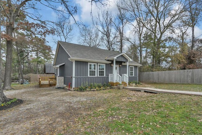 711 French River Cir in Montgomery, TX - Building Photo - Building Photo