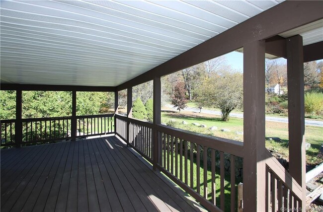 500 Nonnewaug Rd, Unit A in Bethlehem, CT - Building Photo - Building Photo