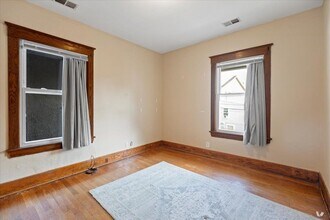 1117 Foster St in Evanston, IL - Foto de edificio - Building Photo