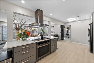 N20W5343 Pierce Ct in Cedarburg, WI - Building Photo - Building Photo