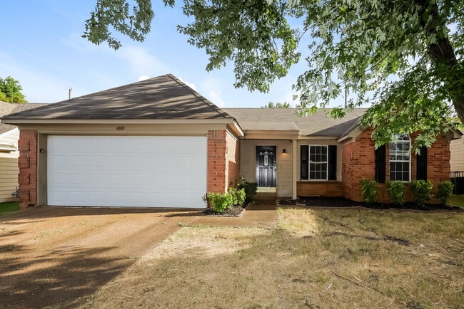 property at 6883 Lagrange Cir N