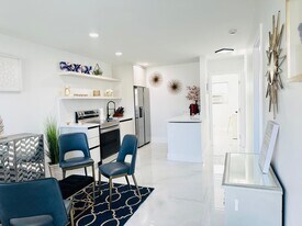 2316 Freedom St in Hollywood, FL - Building Photo