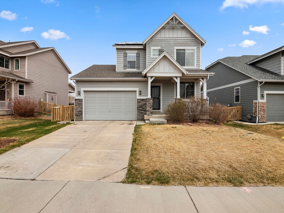 6510 Tombstone Ridge Rd in Timnath, CO - Foto de edificio