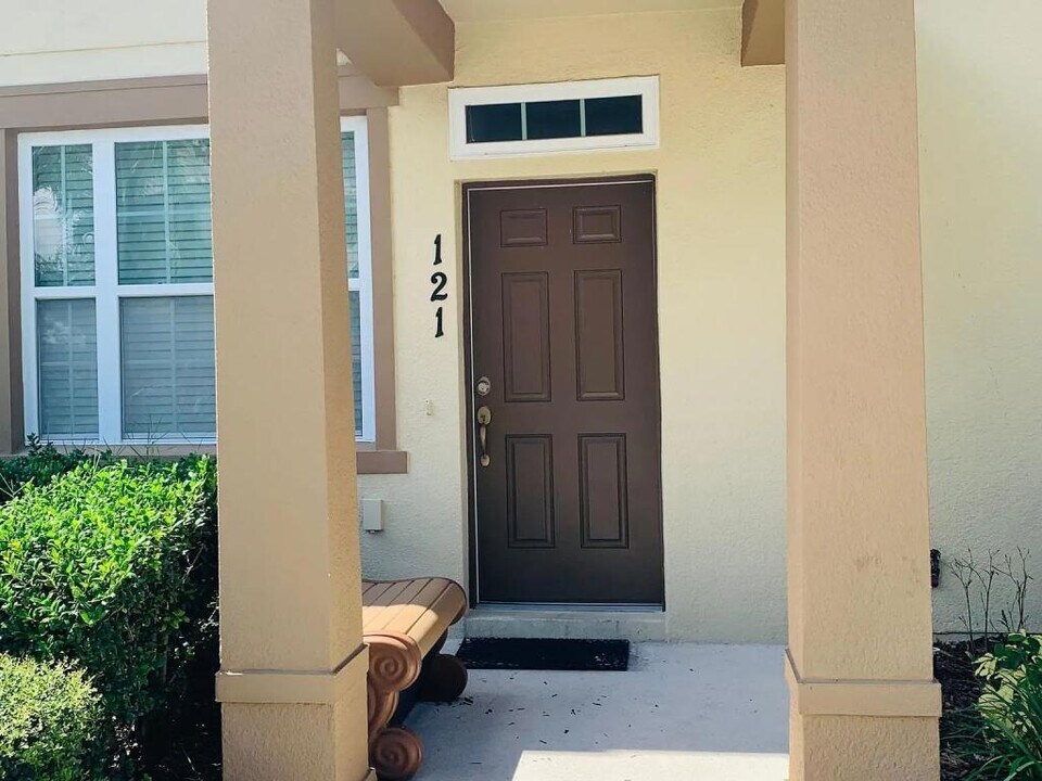 8265 Maritime Flag St in Windermere, FL - Building Photo