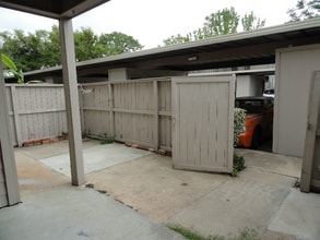 9522 Pagewood Ln in Houston, TX - Building Photo - Building Photo