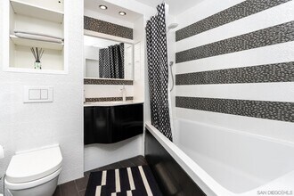 3550 Lebon Dr in San Diego, CA - Building Photo - Building Photo