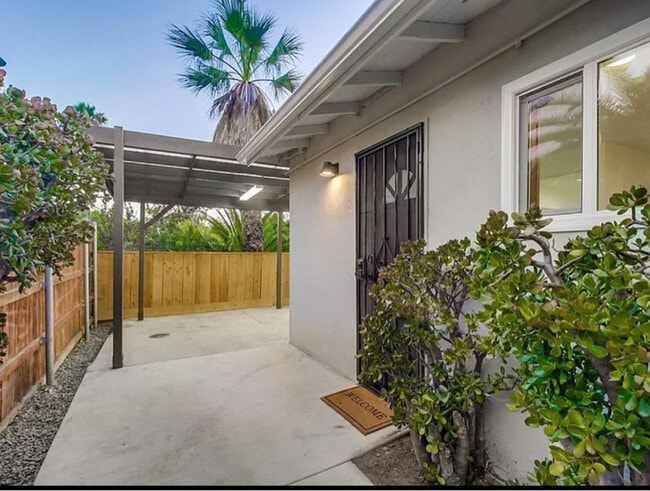 property at 2632 Violet St