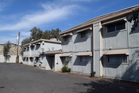 Country Club Villas in Stockton, CA - Foto de edificio - Building Photo