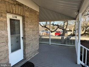 124 W Butler Pike in Ambler, PA - Building Photo - Building Photo