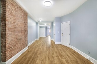322 Washington St in Hoboken, NJ - Building Photo - Building Photo
