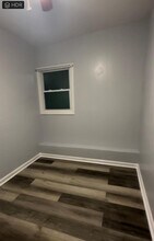 824 E 39th St, Unit B in Savannah, GA - Foto de edificio - Building Photo