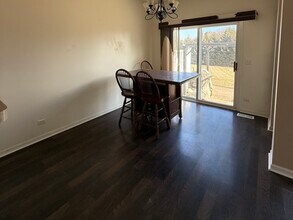 286 Wolverine Dr in Oswego, IL - Building Photo - Building Photo