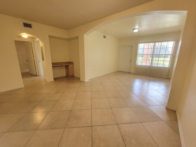 2109 Belmont Ln in North Lauderdale, FL - Building Photo - Building Photo