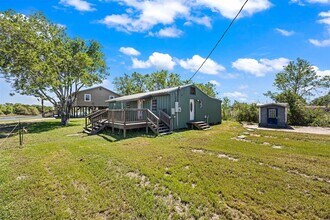 6909 County Rd 203 in Liverpool, TX - Building Photo - Building Photo