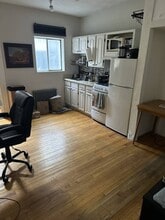 149 Saint Alphonsus St, Unit Studio in Boston, MA - Building Photo - Building Photo