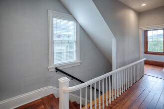 203 W Waldburg St, Unit Penthouse in Savannah, GA - Building Photo - Building Photo