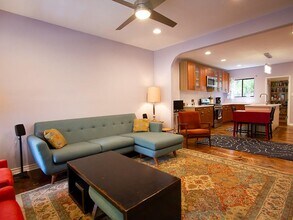 1808 Maple Ave in Austin, TX - Building Photo - Building Photo