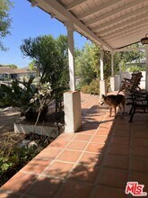 12689 Stanwood Dr in Los Angeles, CA - Building Photo - Building Photo