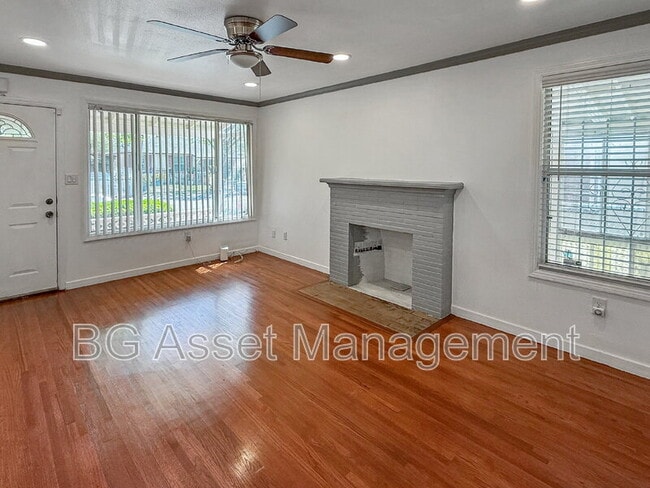 571 El Paseo Dr in Oakland, CA - Building Photo - Building Photo