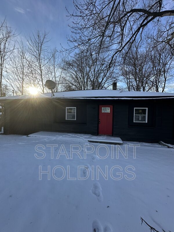 property at 4507 E Lynn St