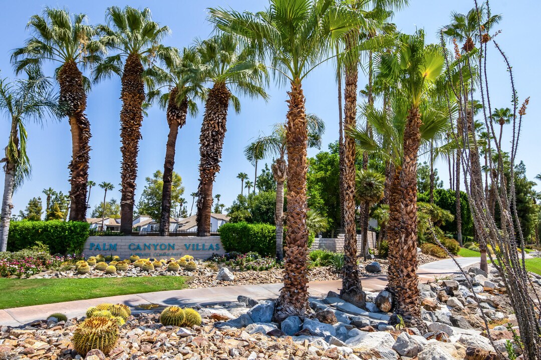 5285 E Waverly Dr in Palm Springs, CA - Building Photo