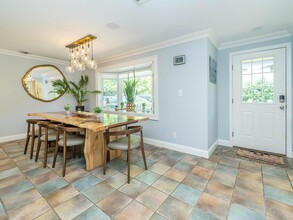 431 Carpenter Ave in Sea Cliff, NY - Building Photo - Building Photo