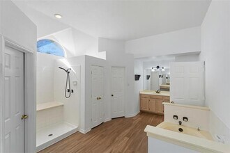 2313 Loretta Ln in Rowlett, TX - Building Photo - Building Photo