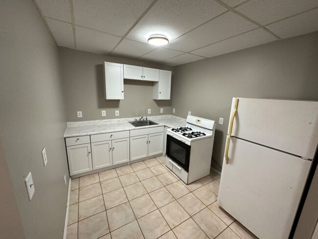 2491 S 12th St in Milwaukee, WI - Building Photo - Building Photo
