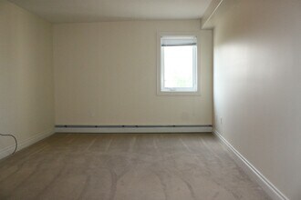 4701 49 Ave in Stony Plain, AB - Building Photo - Building Photo