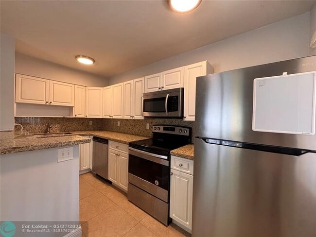 property at 925 NE 17th Ave