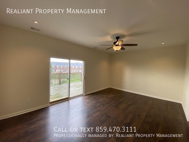 341 Faulconer Dr in Nicholasville, KY - Building Photo - Building Photo