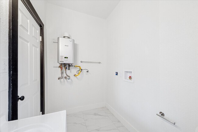 property at 502 Gregg St