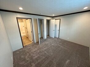 194 Colorado St in Belleville, MI - Building Photo - Building Photo