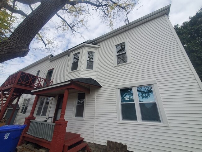 property at 3921 14th Ave