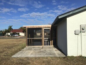 7195 Arab Ct in North Port, FL - Building Photo - Building Photo