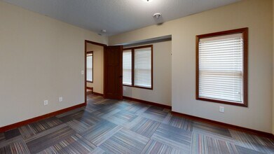 915 7th St SE in Minneapolis, MN - Building Photo - Building Photo