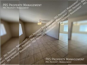 4429 S Grandview Ave in Tempe, AZ - Building Photo - Building Photo