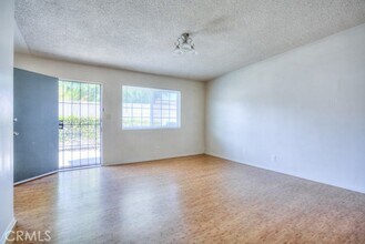 218 S Virginia Ave-Unit -A in Azusa, CA - Building Photo - Building Photo