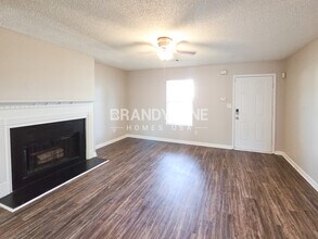 6747 Saganaw Dr in Rex, GA - Building Photo - Building Photo