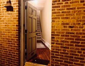 6751 Germantown Ave, Unit 2 in Philadelphia, PA - Building Photo - Building Photo