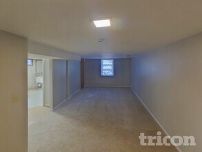 2605 Eastman Dr in St. Paul, MN - Building Photo - Building Photo