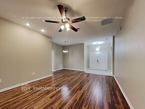 2730 Buckhorn Preserve Blvd, Unit 1-0401 in Valrico, FL - Foto de edificio - Building Photo