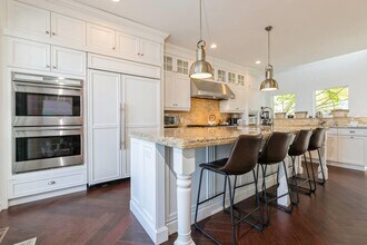 48 Red Cedar Point Rd in Hampton Bays, NY - Building Photo - Building Photo