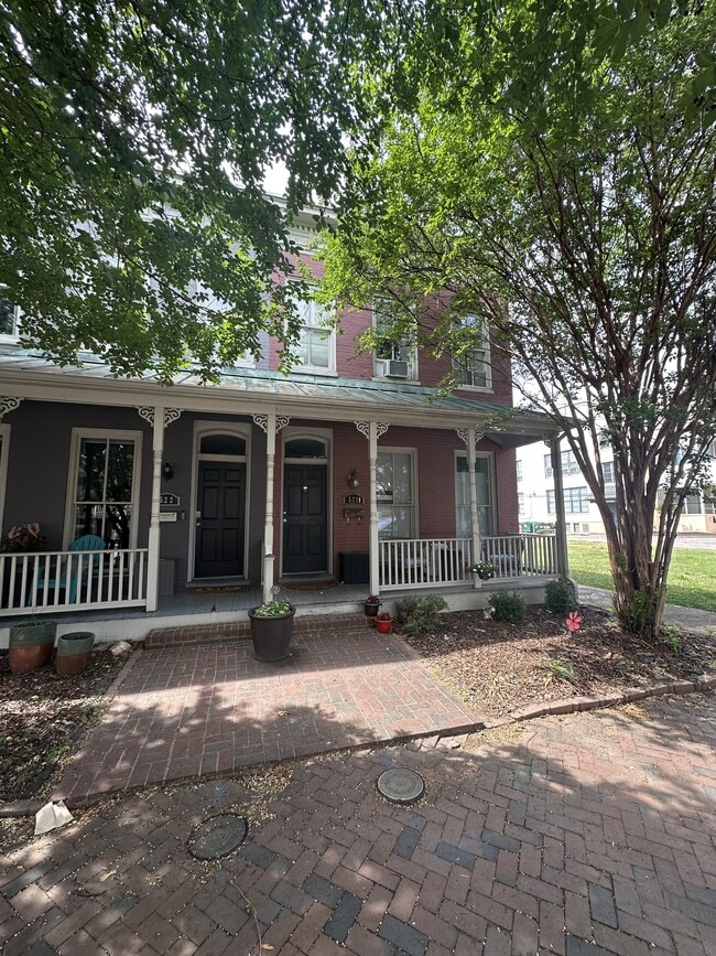 property at 522 1/2 N 1st St
