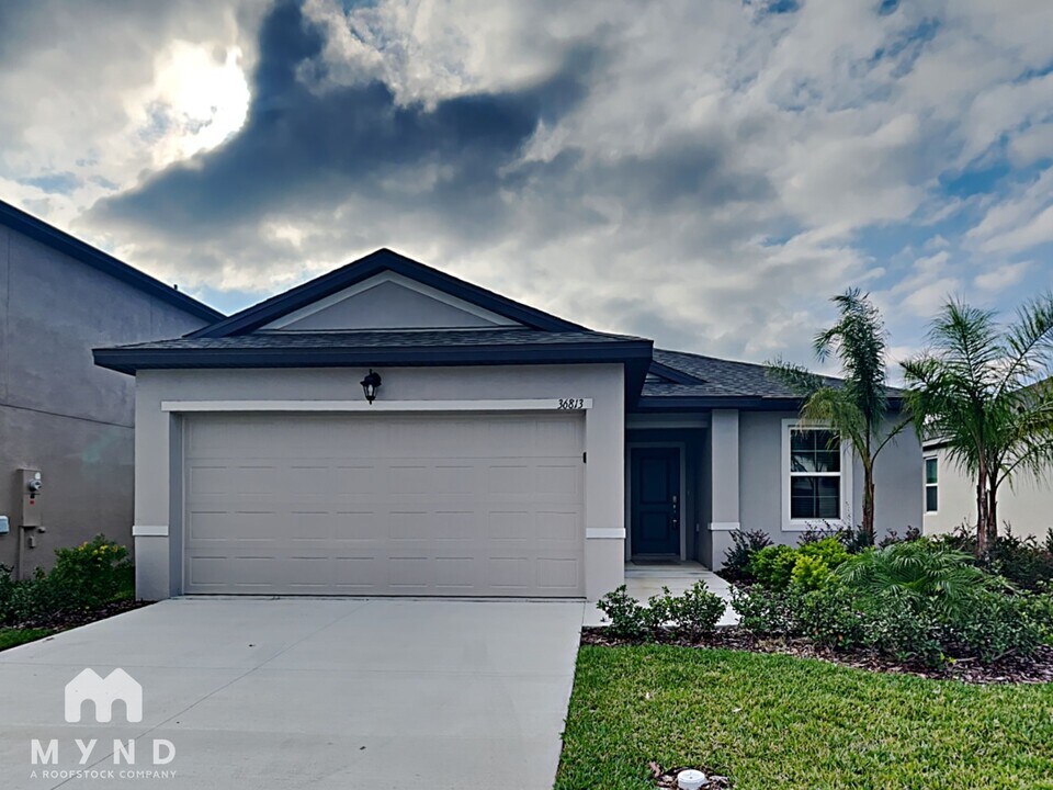 36813 Yesler Dr in Zephyrhills, FL - Building Photo