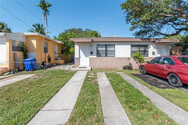 6030 NW 8th Ave in Miami, FL - Building Photo - Building Photo