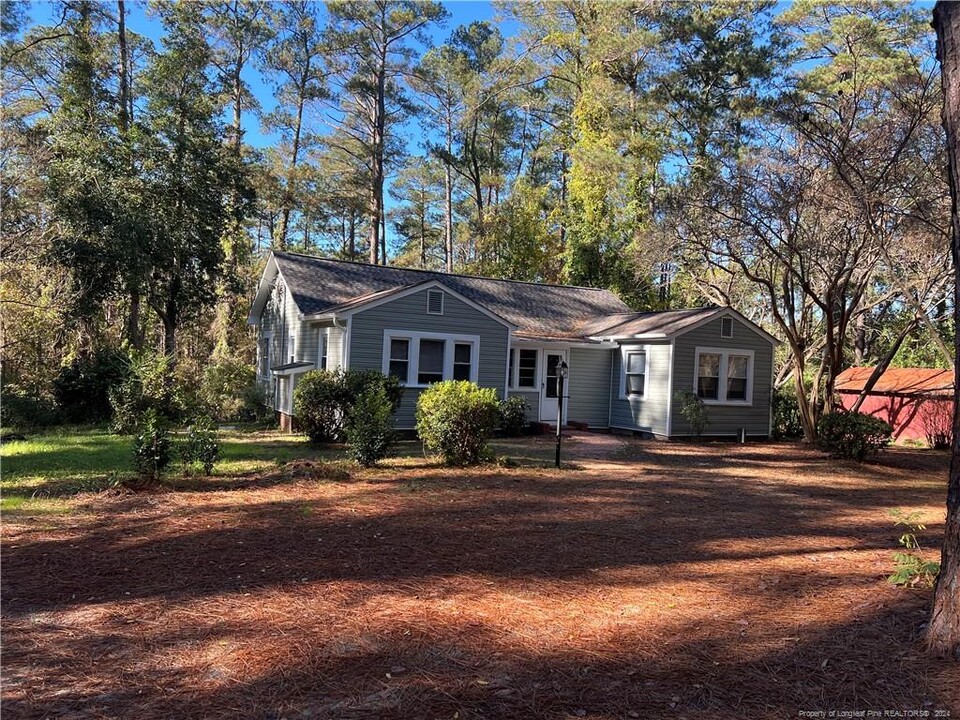 220 Columbine Rd in Southern Pines, NC - Building Photo